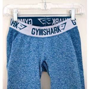 Gym shark leggings